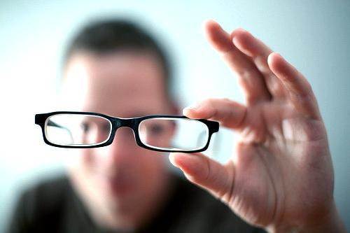 Как остановить зрение при близорукости
